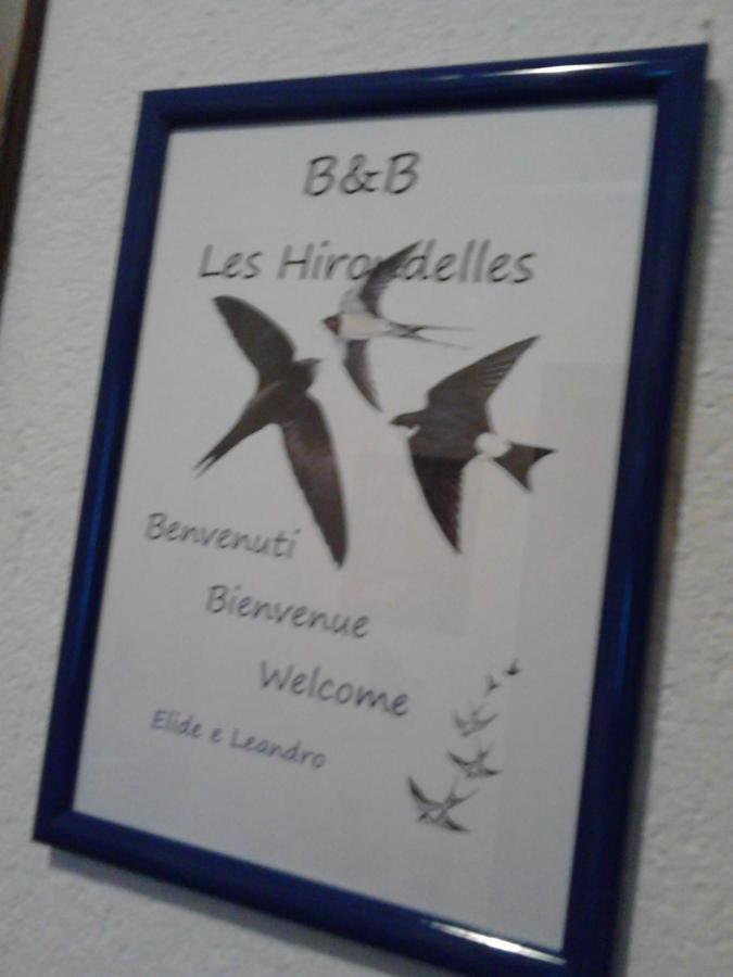 페니스 Les Hirondelles B&B 외부 사진